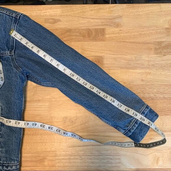 Levi’s x Urban Outfitters ex boyfriend trucker jacket Size Medium - Picture 7 of 7